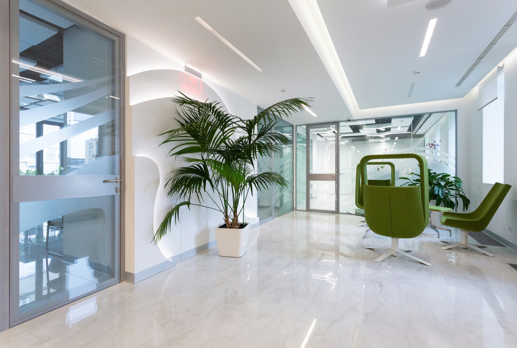 The clinic entrance, seen from the lift lobby.